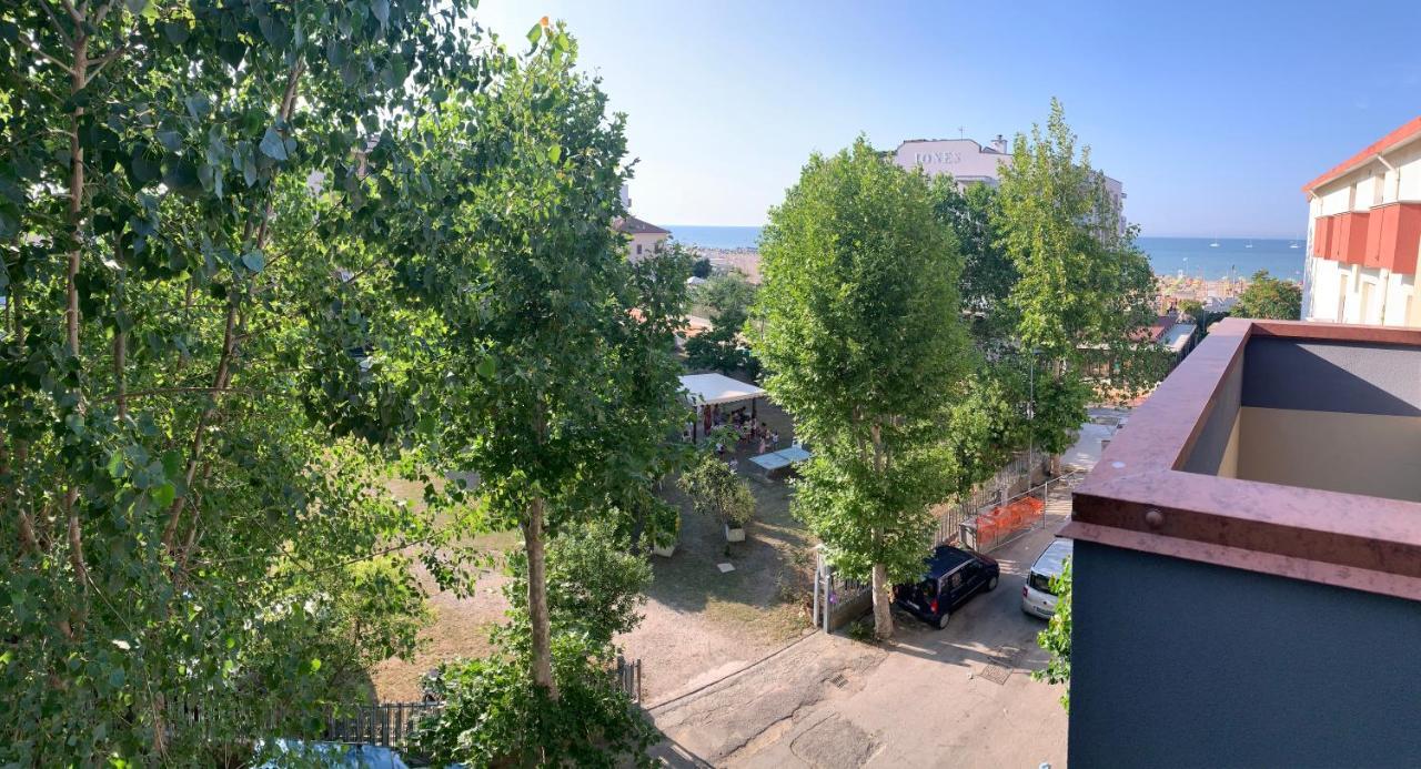 Hotel Del Vecchio Римини Экстерьер фото
