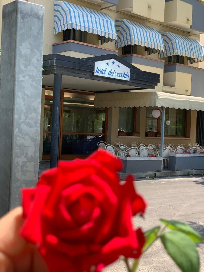 Hotel Del Vecchio Римини Экстерьер фото